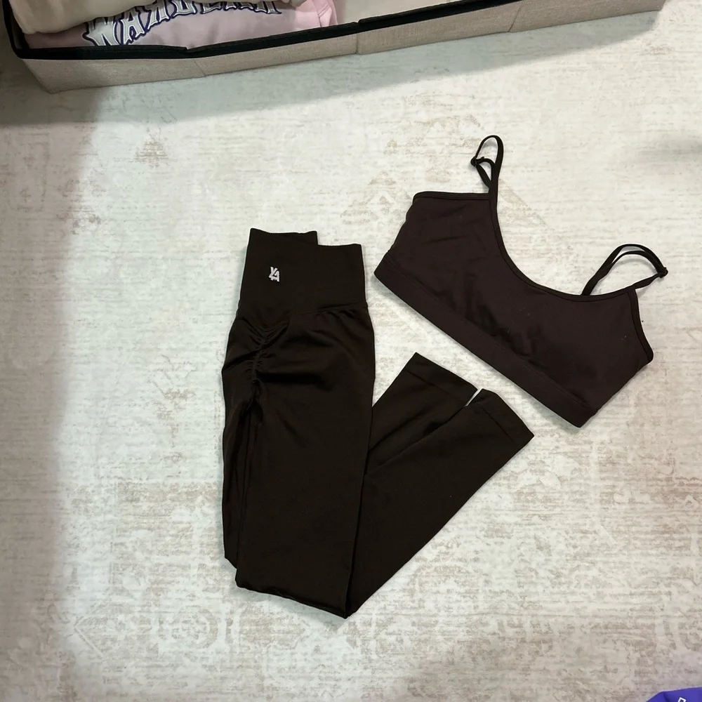 YoungLA Dark Brown Activewear Set - Picture 2 of 4